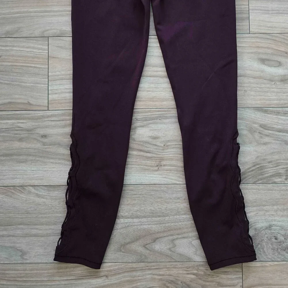 Lululemon Tied To It 7/8 Tight 25" Black Cherry High Rise Leggings Women Size 4 - Picture 5 of 7